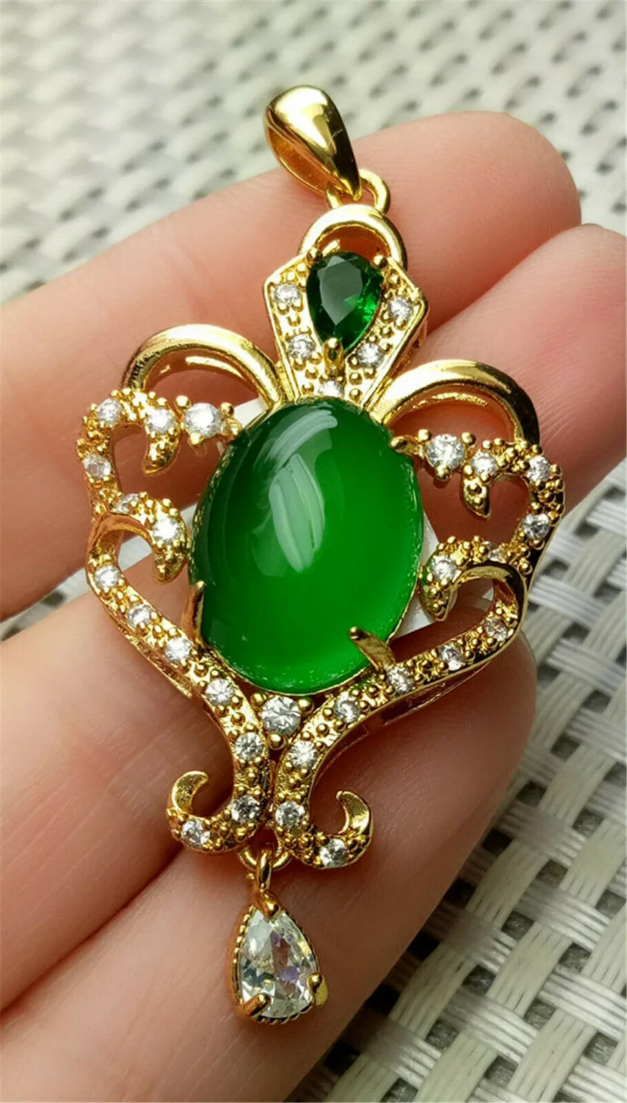 10% OFF- Certified Natural Jadeite Emerald A*Jade Handcrafted Oval Pendant-GP 925 Sterling Silver Necklace with Gift Box