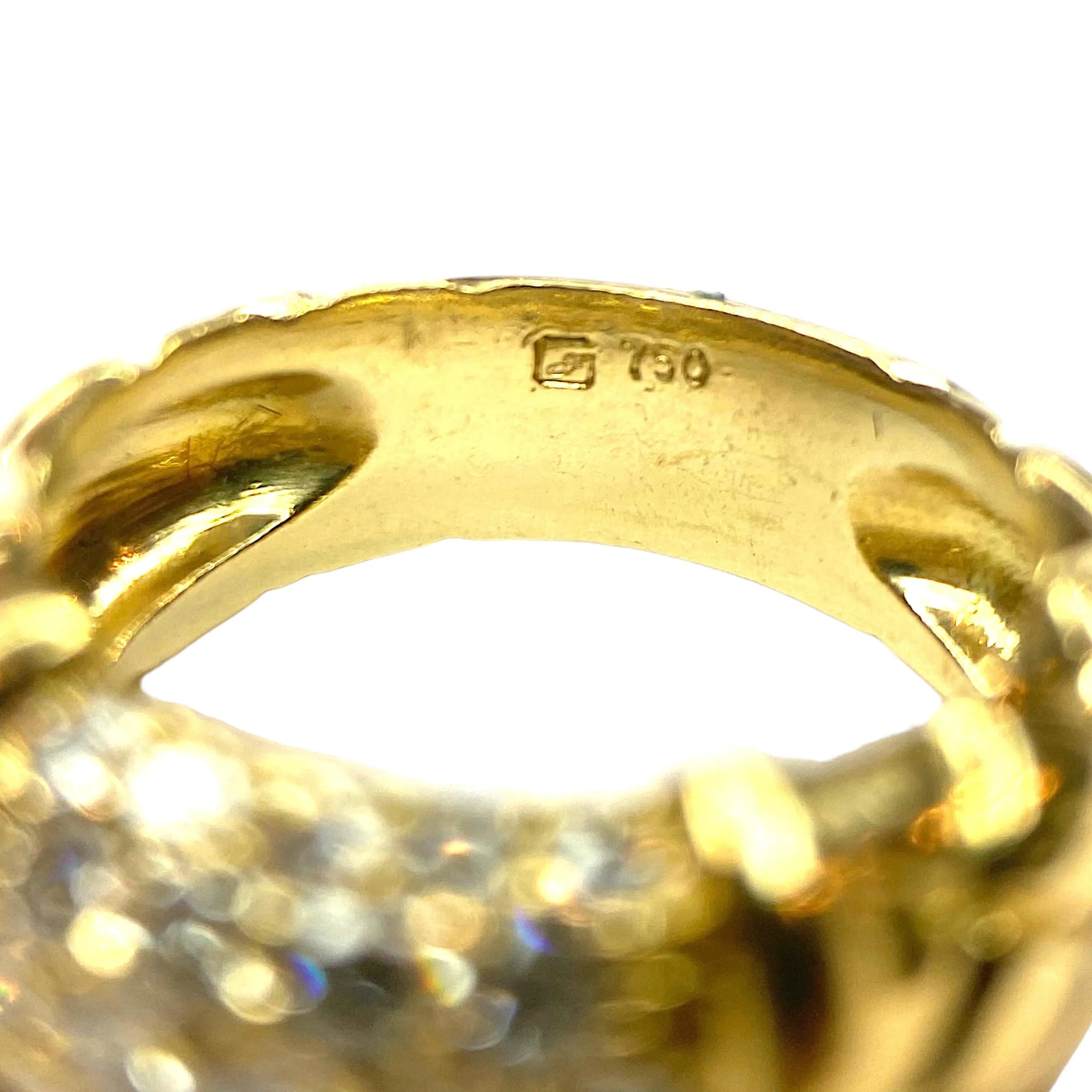 18K Yellow Gold Quilted Diamond Band Ring