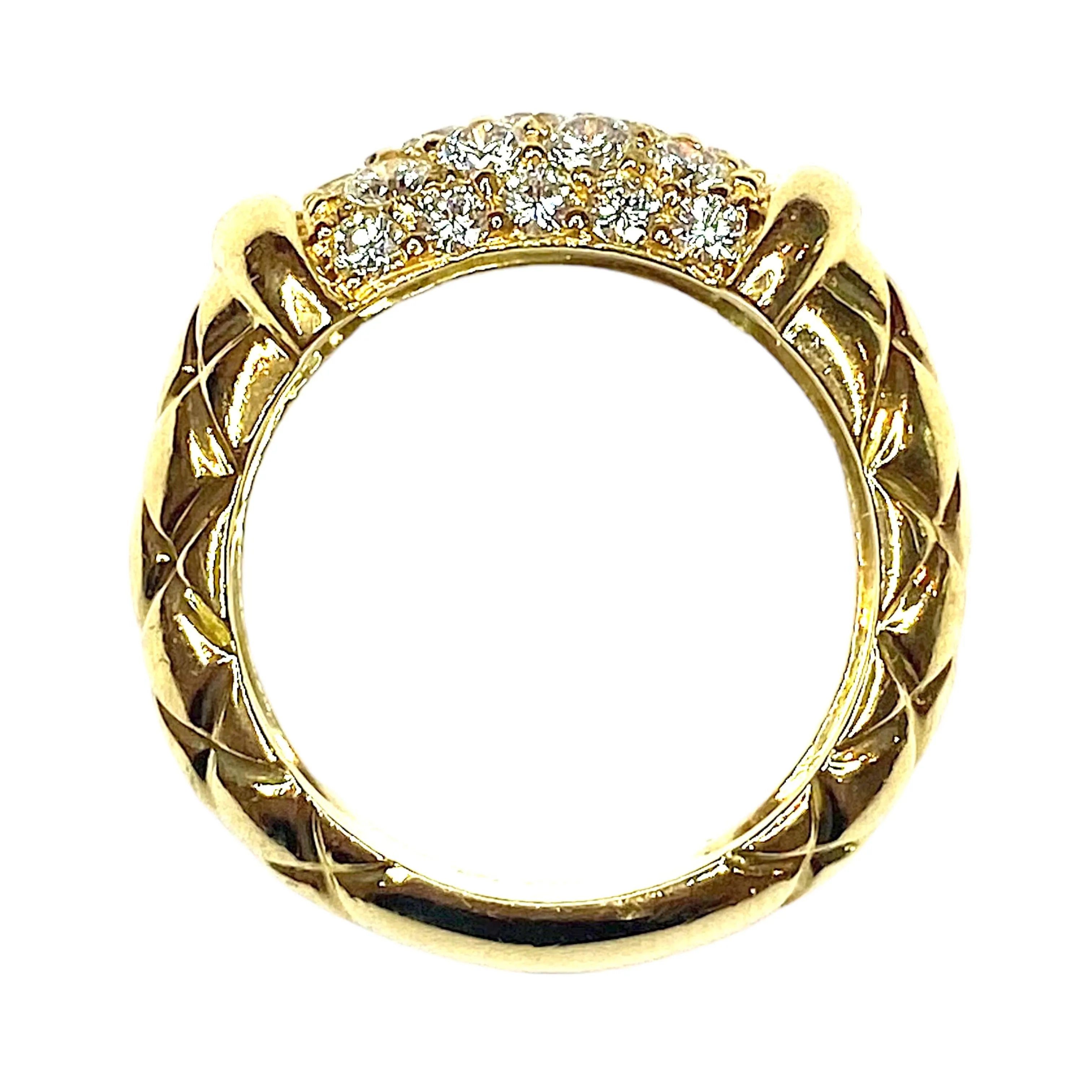 18K Yellow Gold Quilted Diamond Band Ring