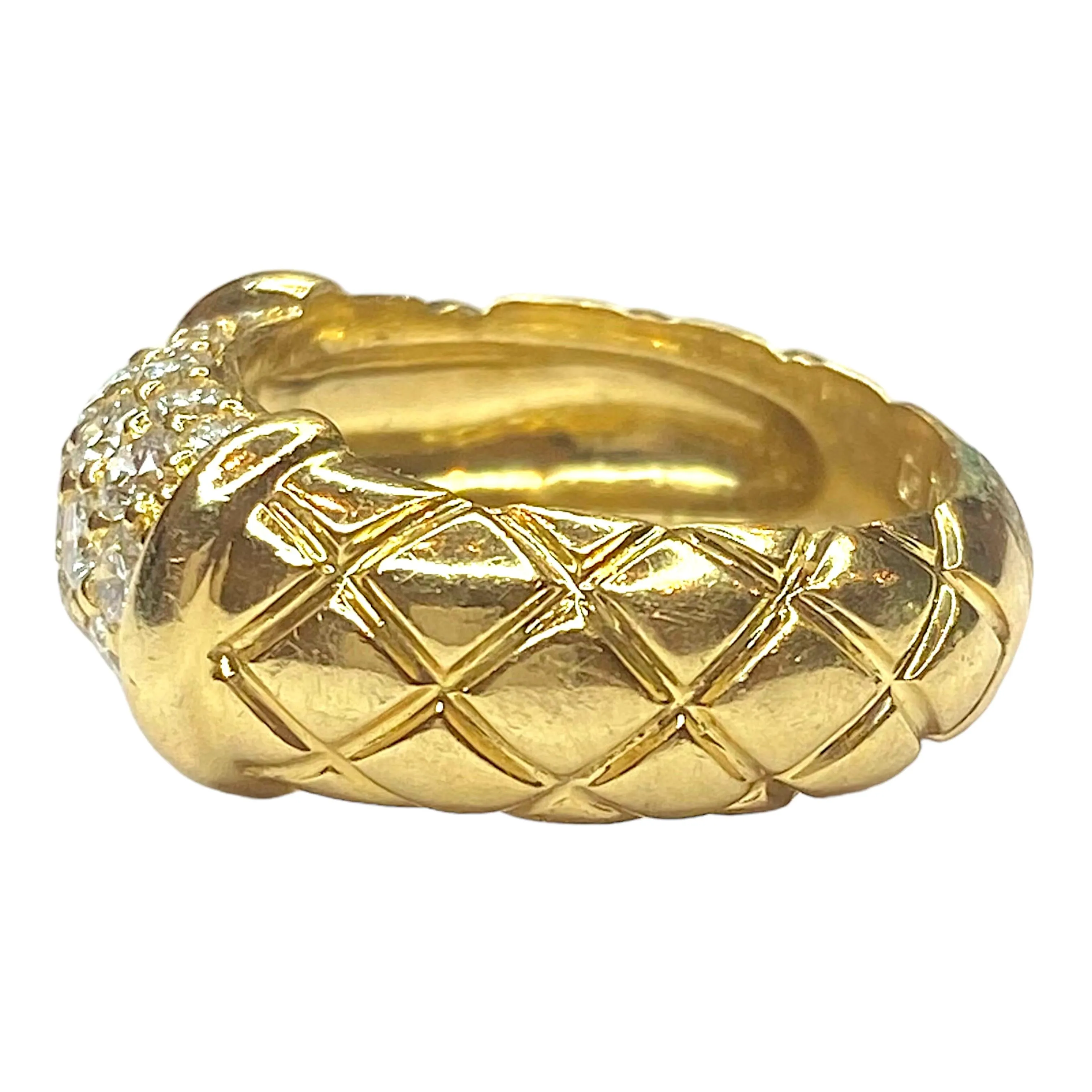 18K Yellow Gold Quilted Diamond Band Ring