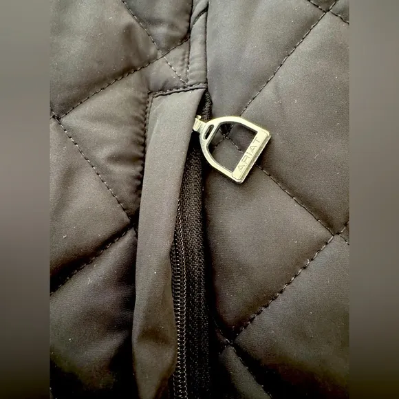 Ariat Equestrian Black Quilted Puffer Full Zip Riding Jacket, Women’s Large