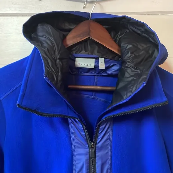 ATHLETA Power Peak Double Zip Jacket Blue Fleece HoodieDouble Zipper Size M.