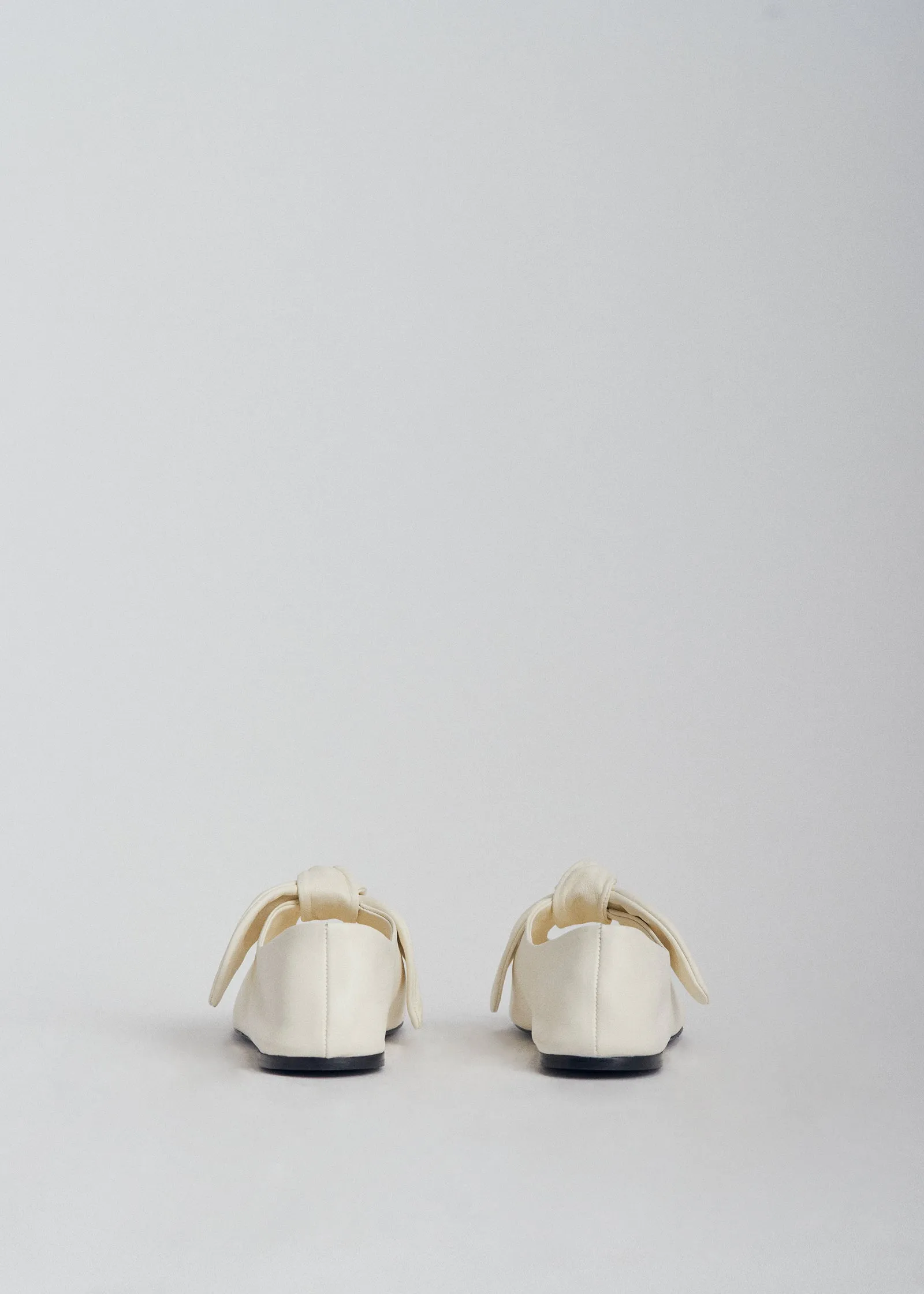Bow Flat in Nappa Leather - Ivory