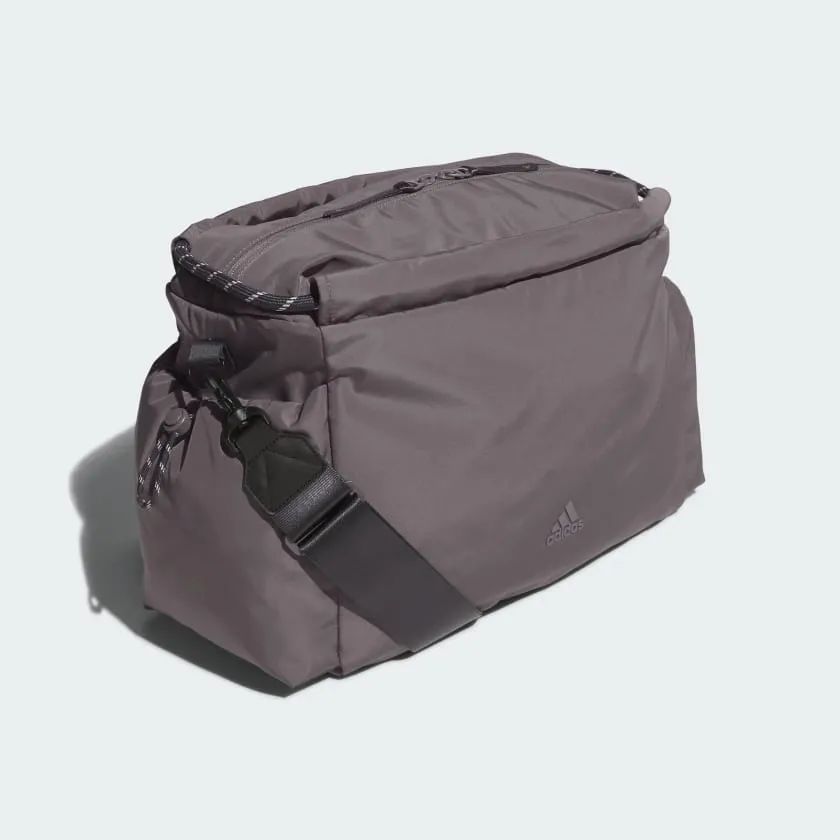 FAVORITE DUFFEL BAG