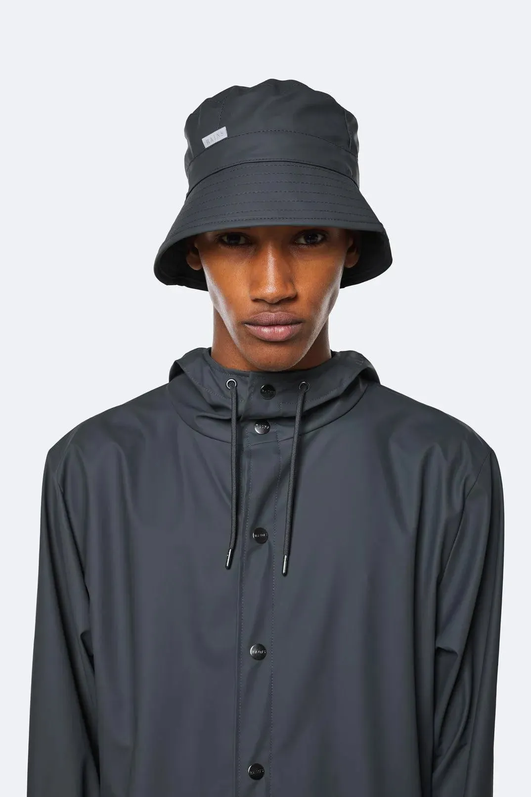 Gorro Bucket Rains Slate
