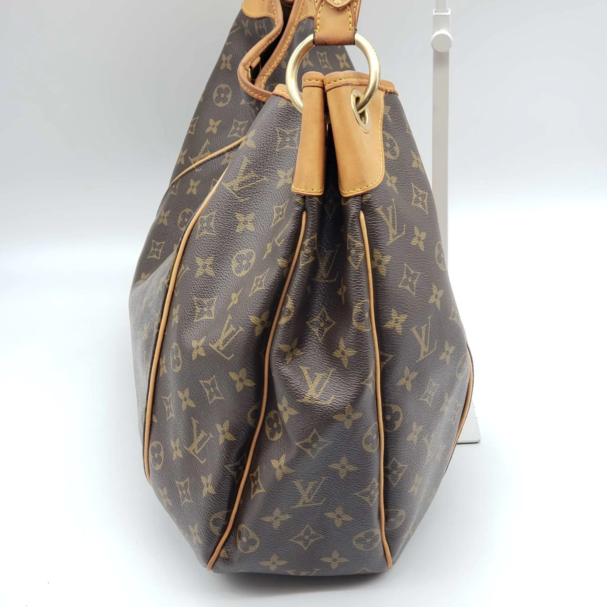 Louis Vuitton Galliera GM Monogram Hobo Bag