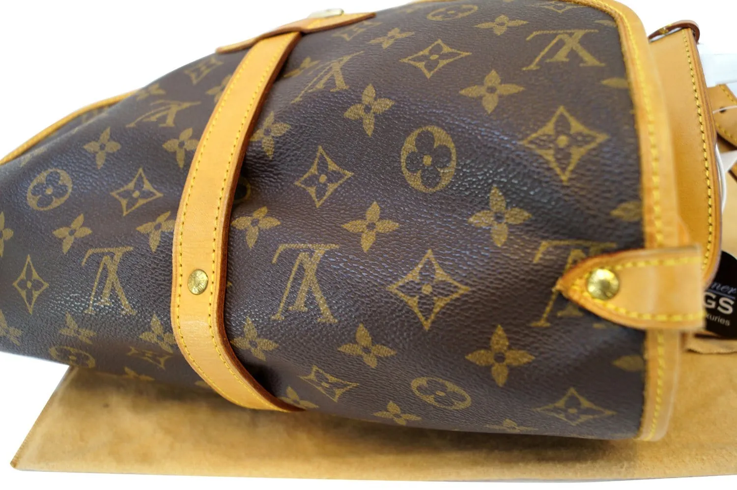 LOUIS VUITTON Monogram Canvas Saumur 30
