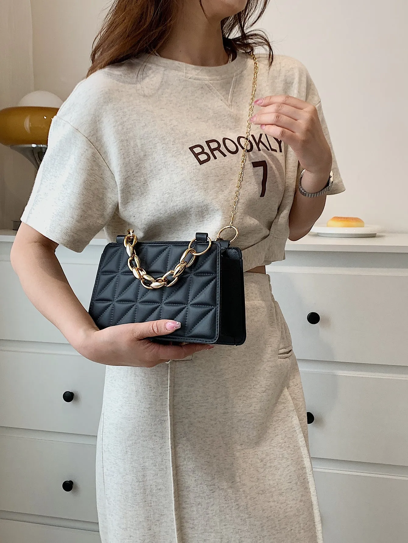 Minimalist Quilted Square Bag - Black