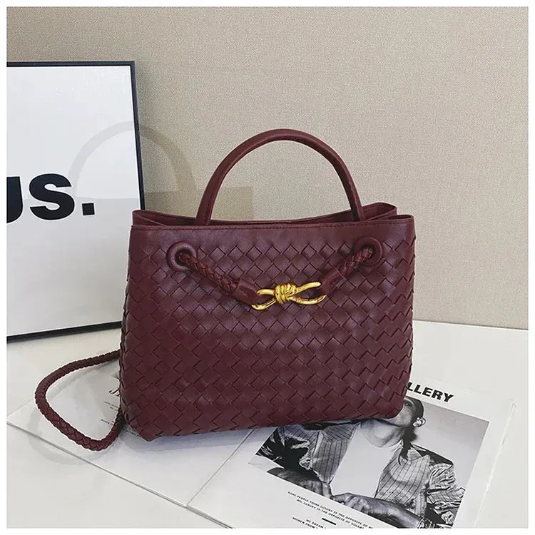 Nira Bag