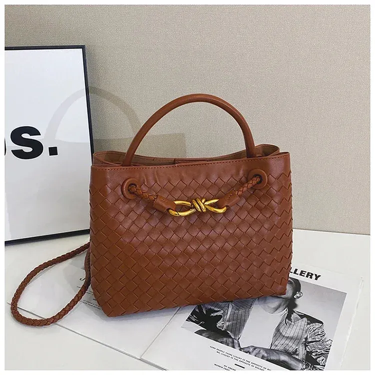 Nira Bag