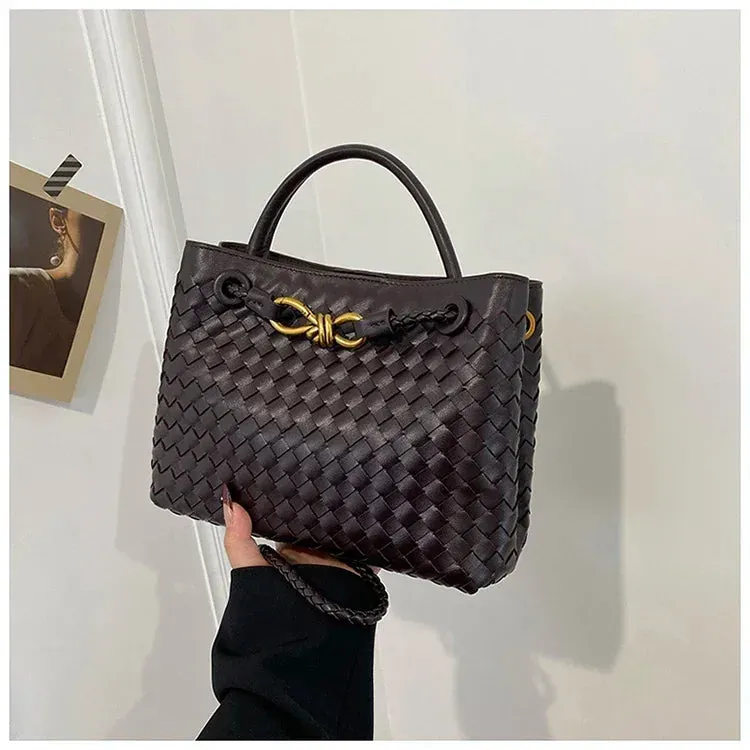 Nira Bag