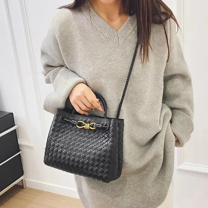 Nira Bag