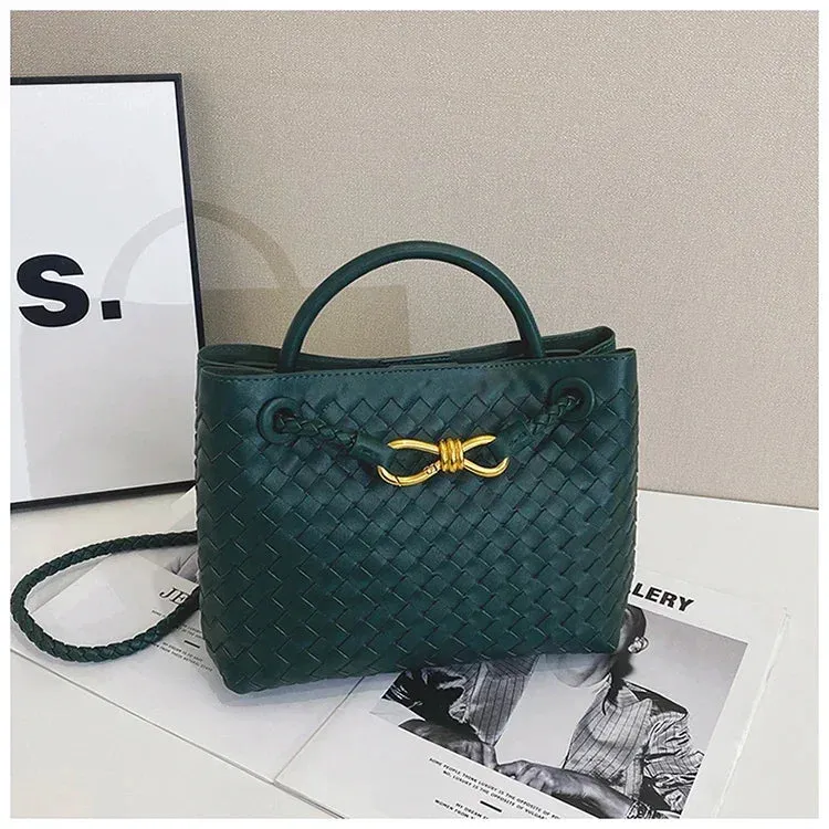 Nira Bag