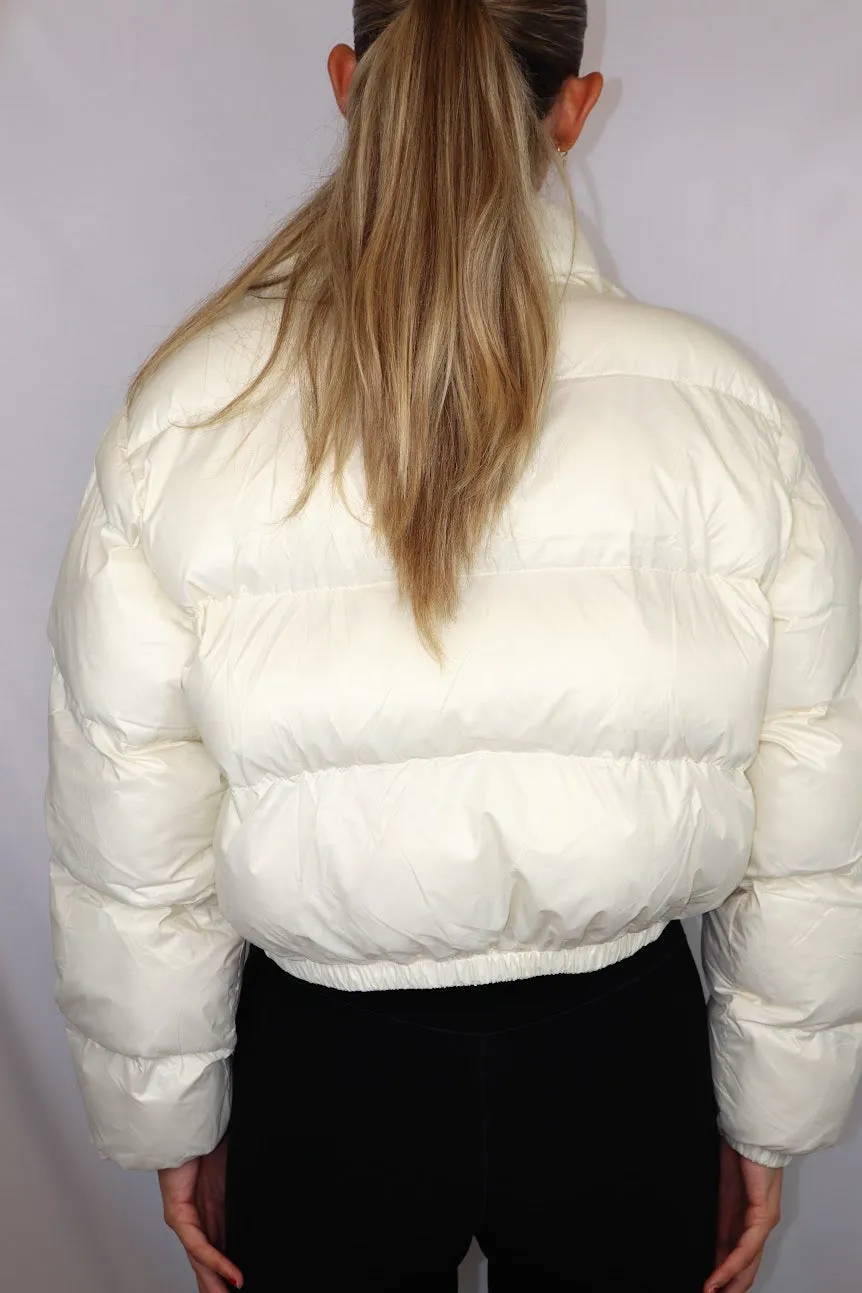 Petunia Puffer Cream