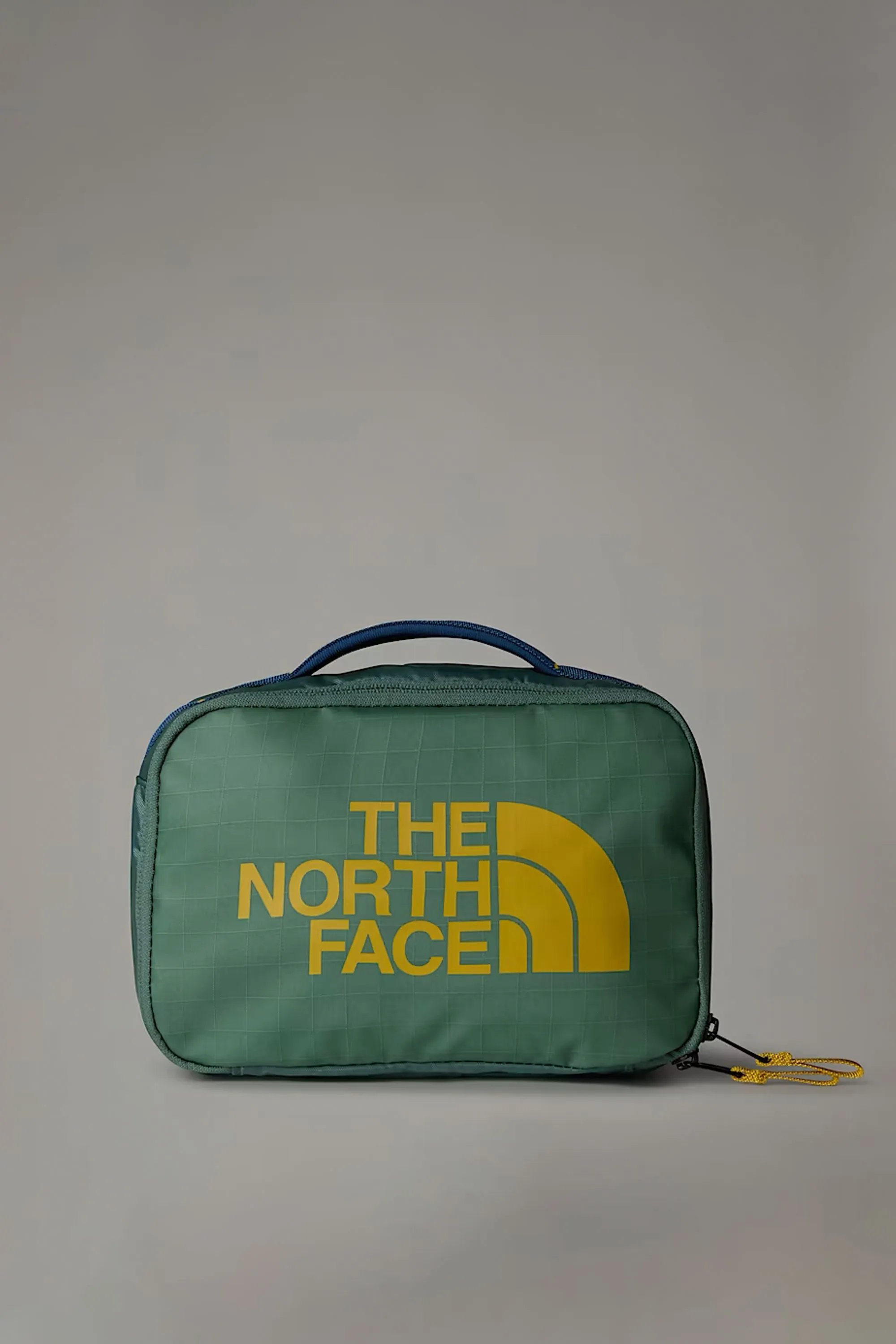 THE NORTH FACE - BASE CAMP VOYAGER TOILETRY KIT - 4L