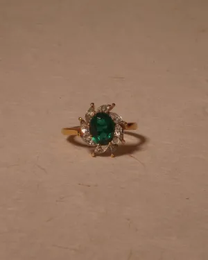Vintage Emerald Oval Cocktail Ring (sz 6.25)