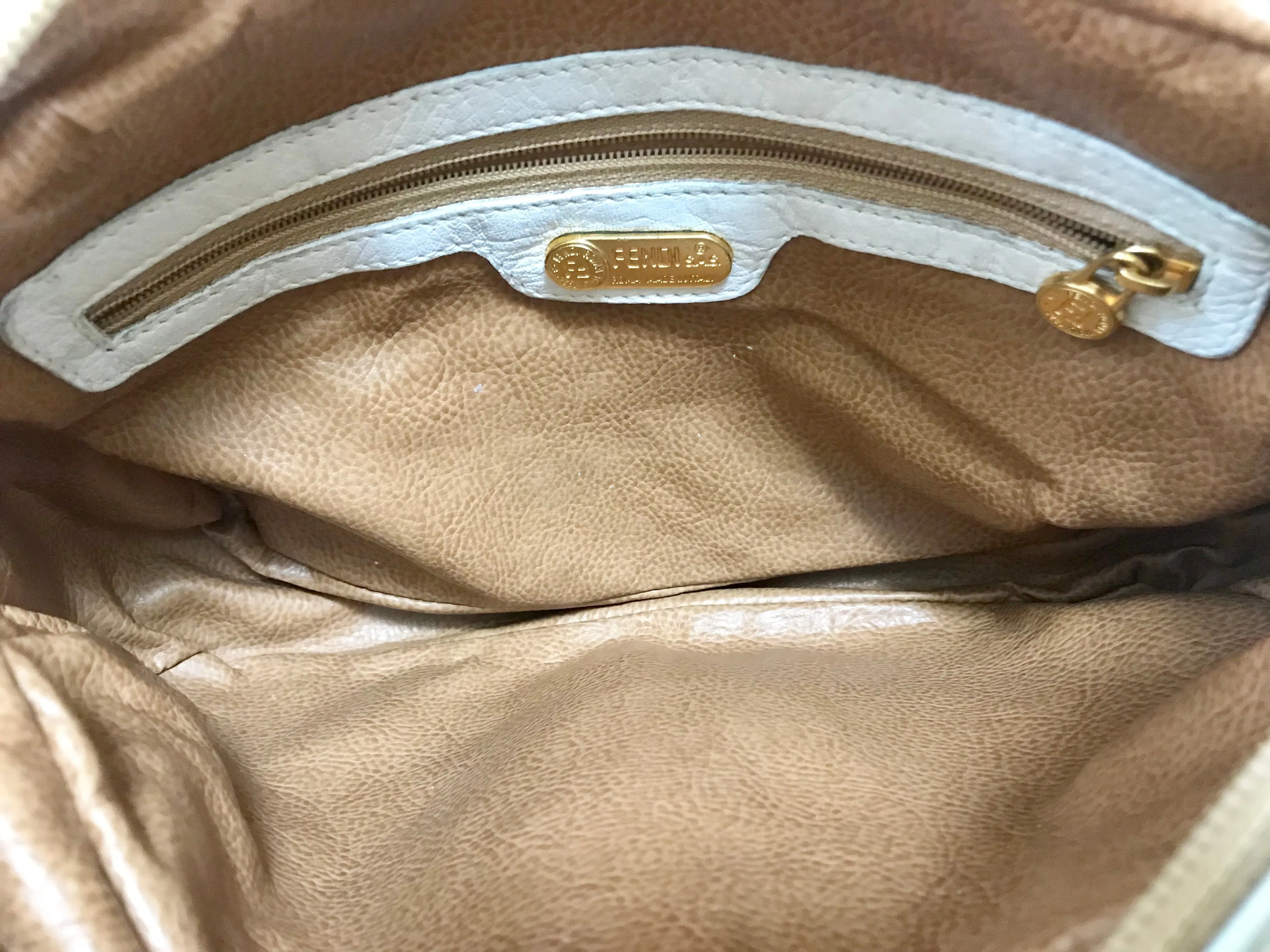Vintage Fendi white and brown leather shoulder bag. Rare purse back in the era. 060905r2