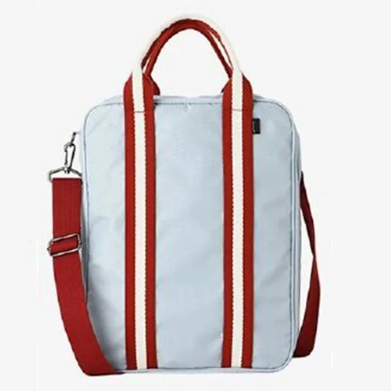 Waterproof Nylon Duffel Bag – Foldable Travel Suitcase with Large Capacity for Men & Women